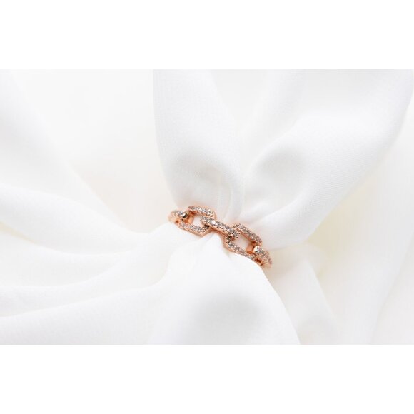 Stylish Chain Link CZ Ring | Dainty Cubic Zirconia Statement Jewelry - Picture 4 of 4